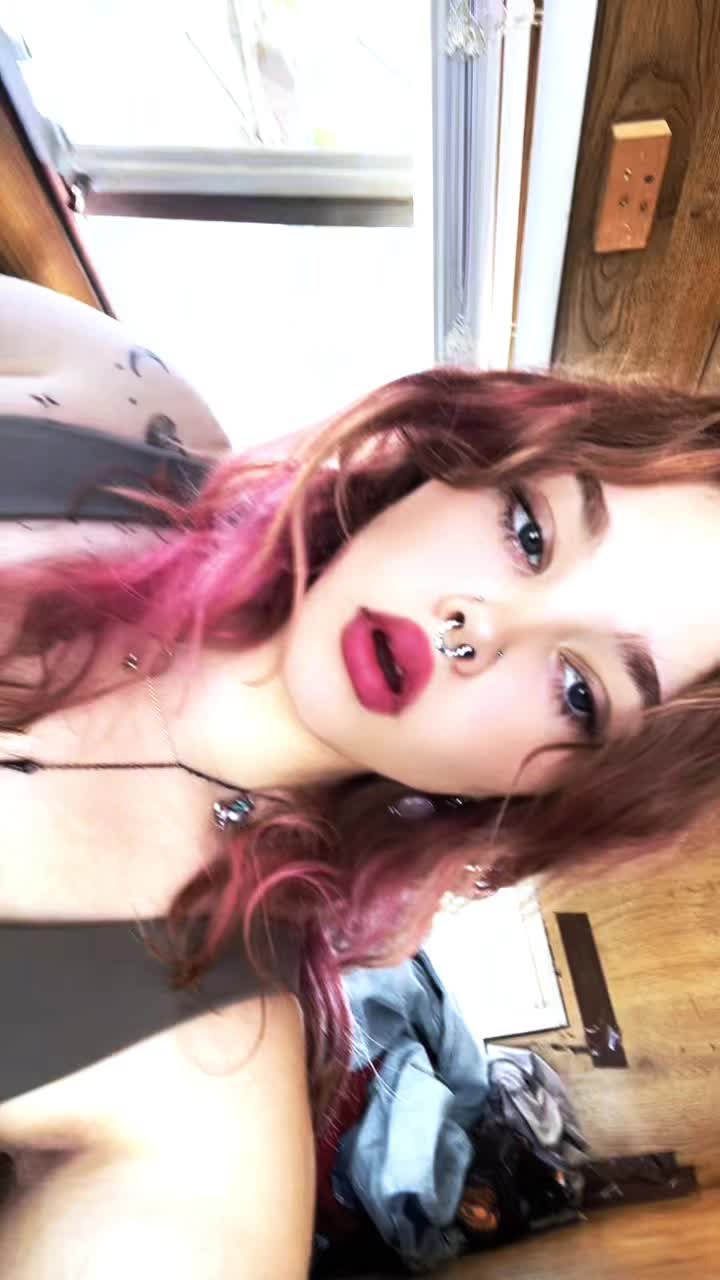 @honeybunny