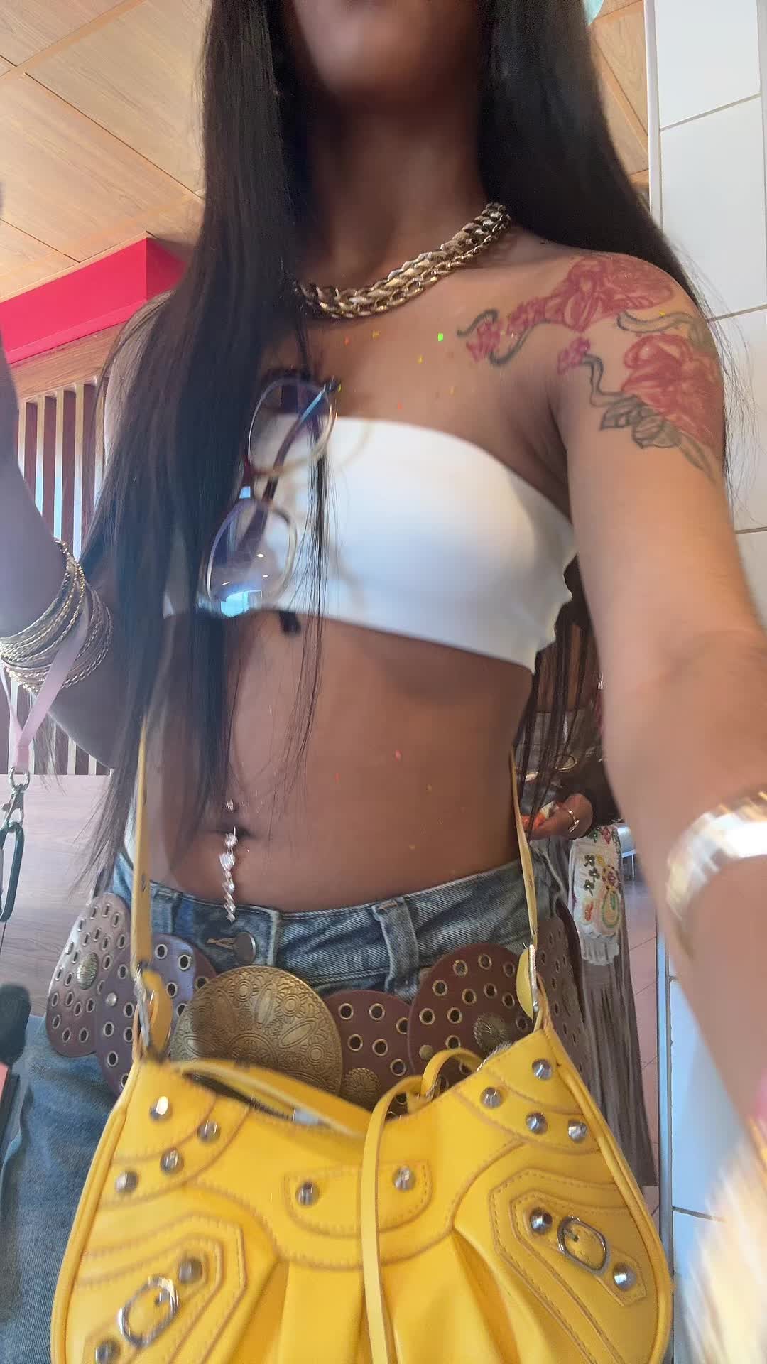 @Kirshineee