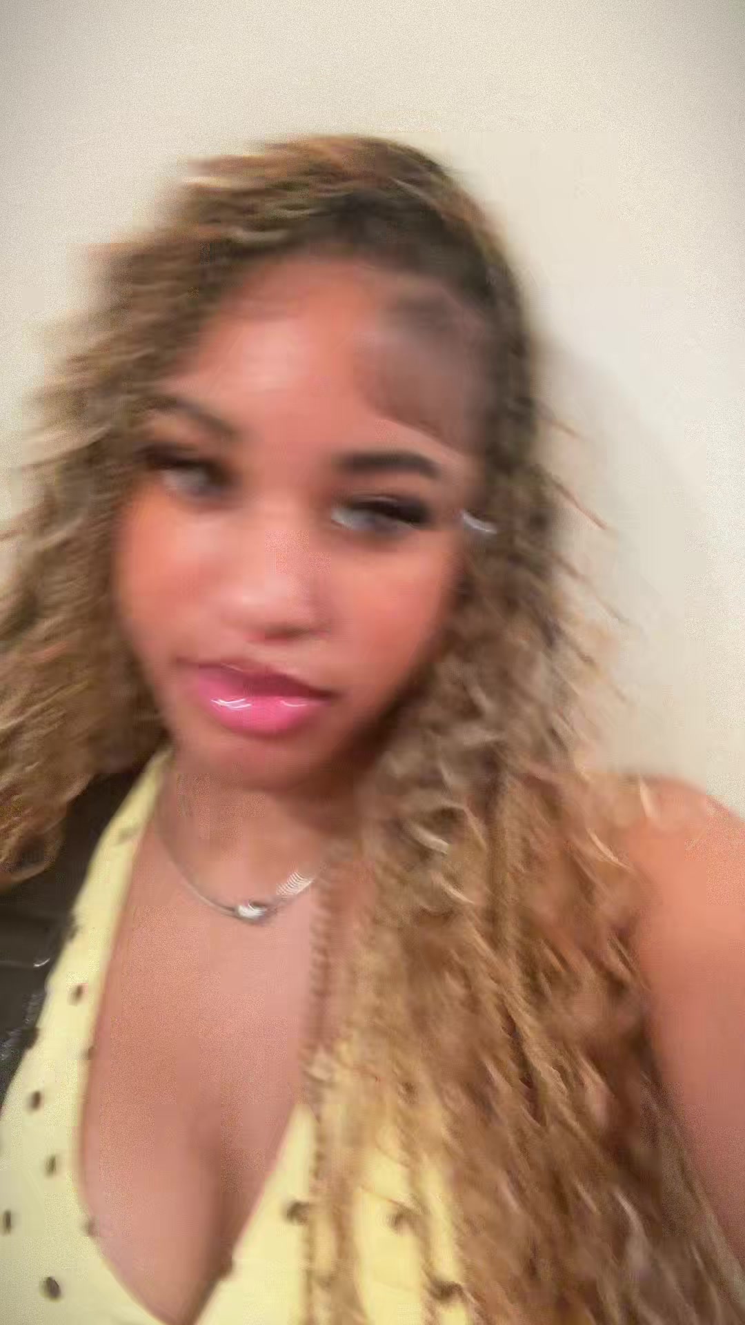 @niniiyanna