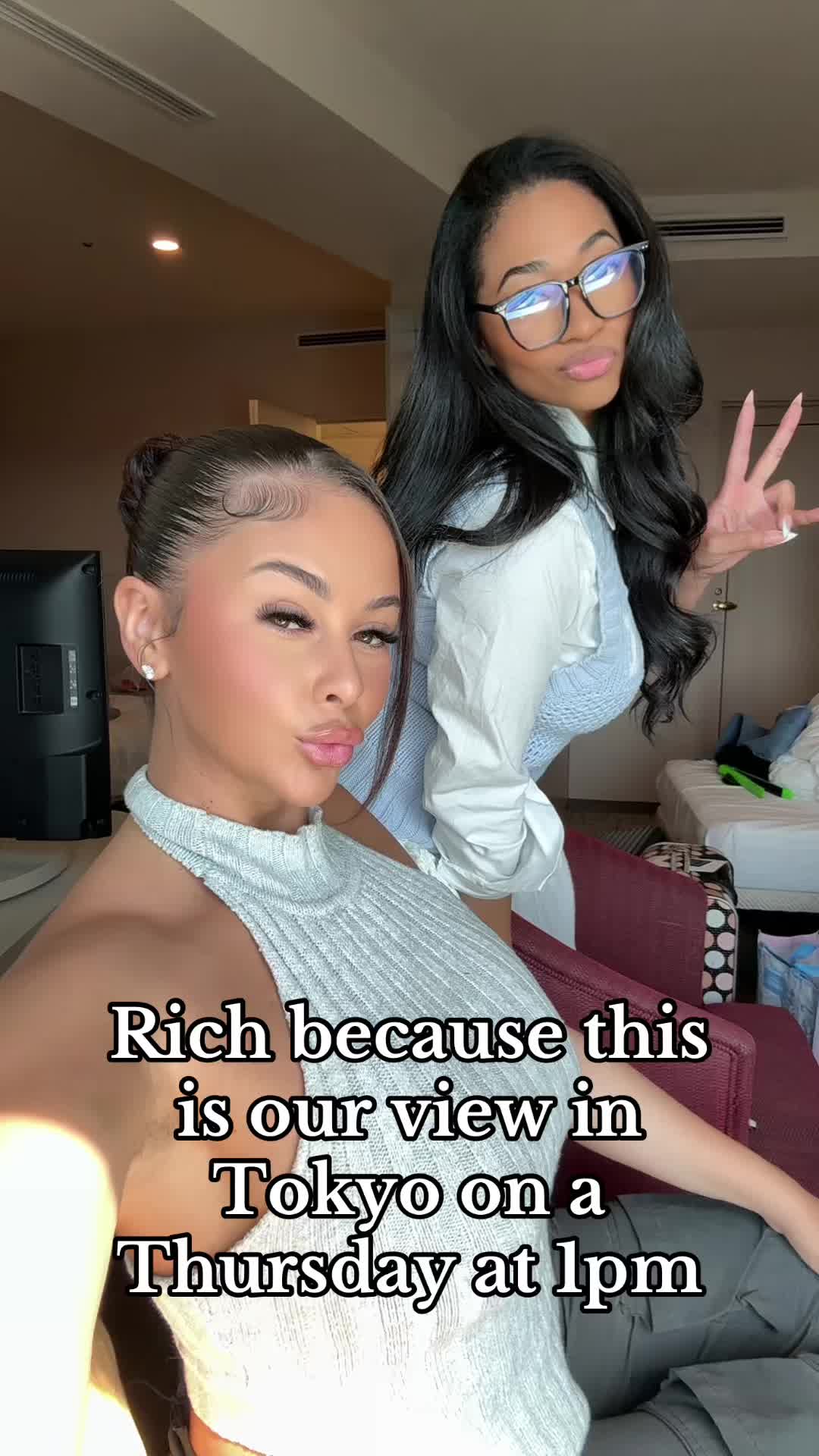 @rellasobella_