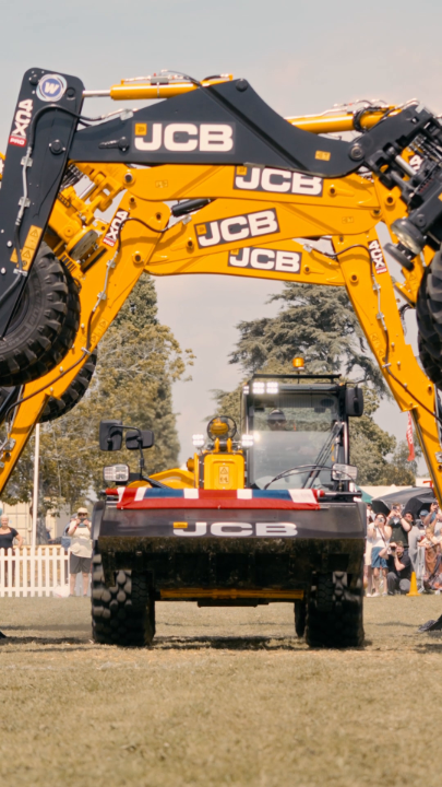 @JCB