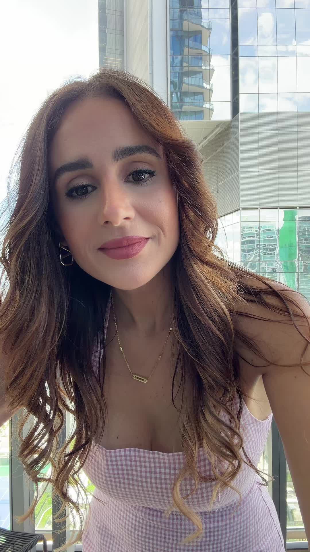 @Lynnette Lluveras