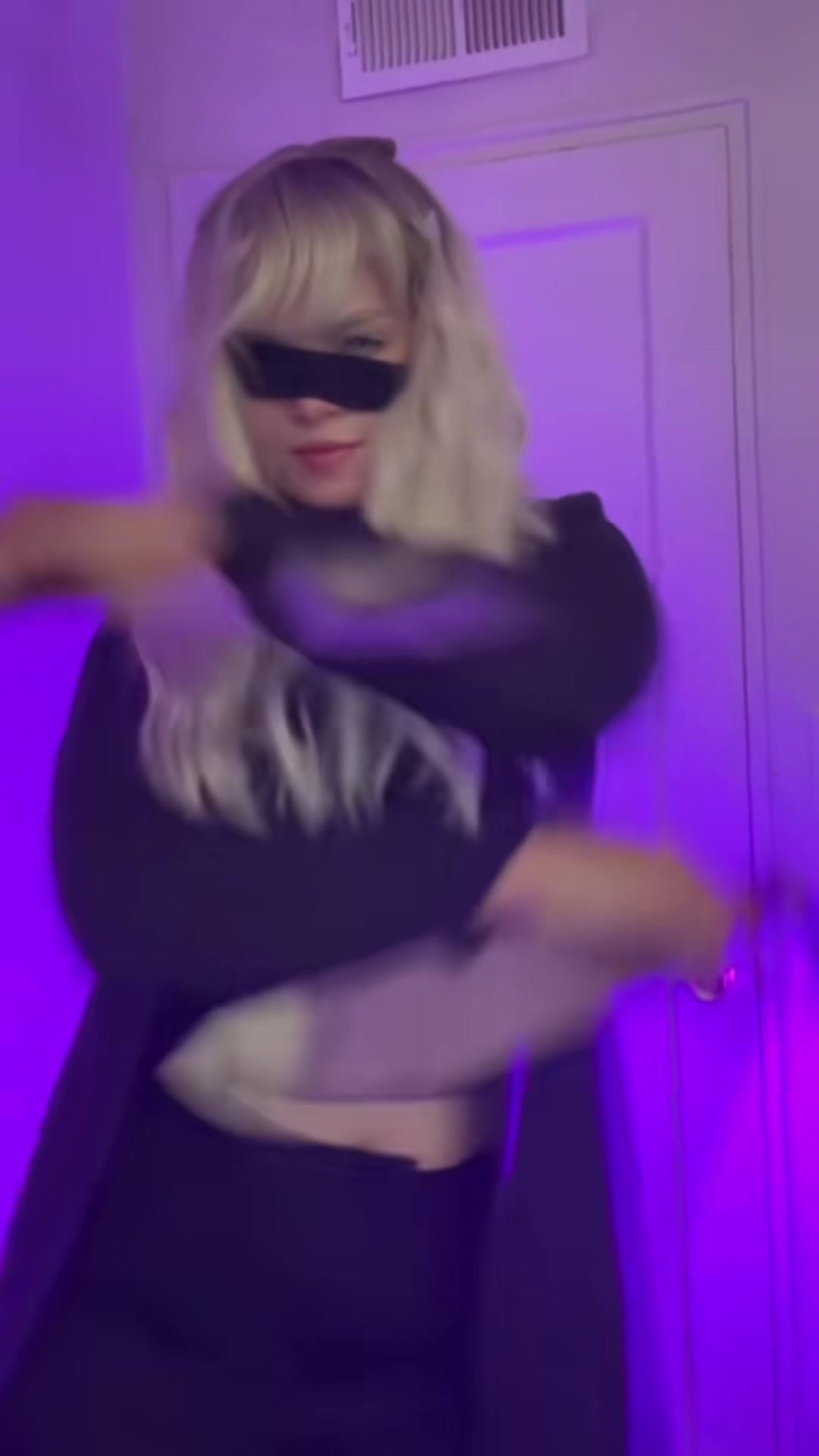 @Kelekaloko
