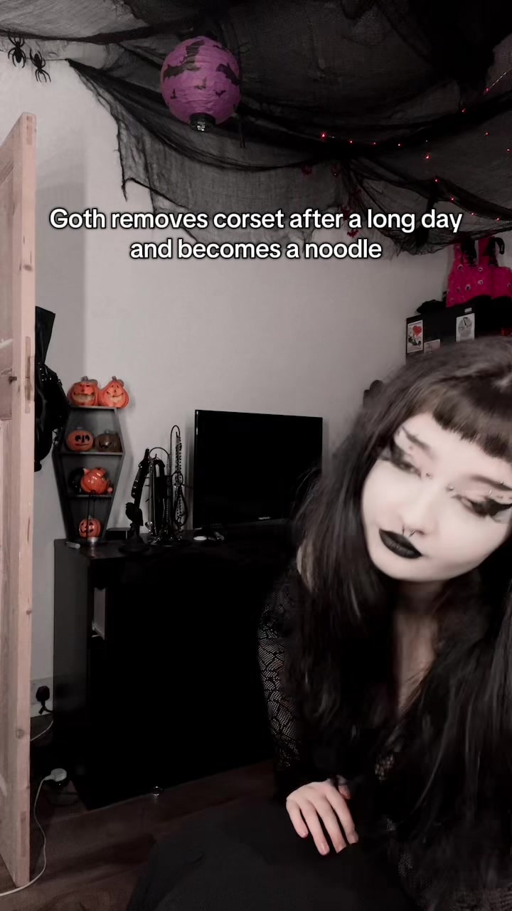 @⋆✩𝕭𝖆𝖓𝖘𝖍𝖊𝖊˙⋆✮