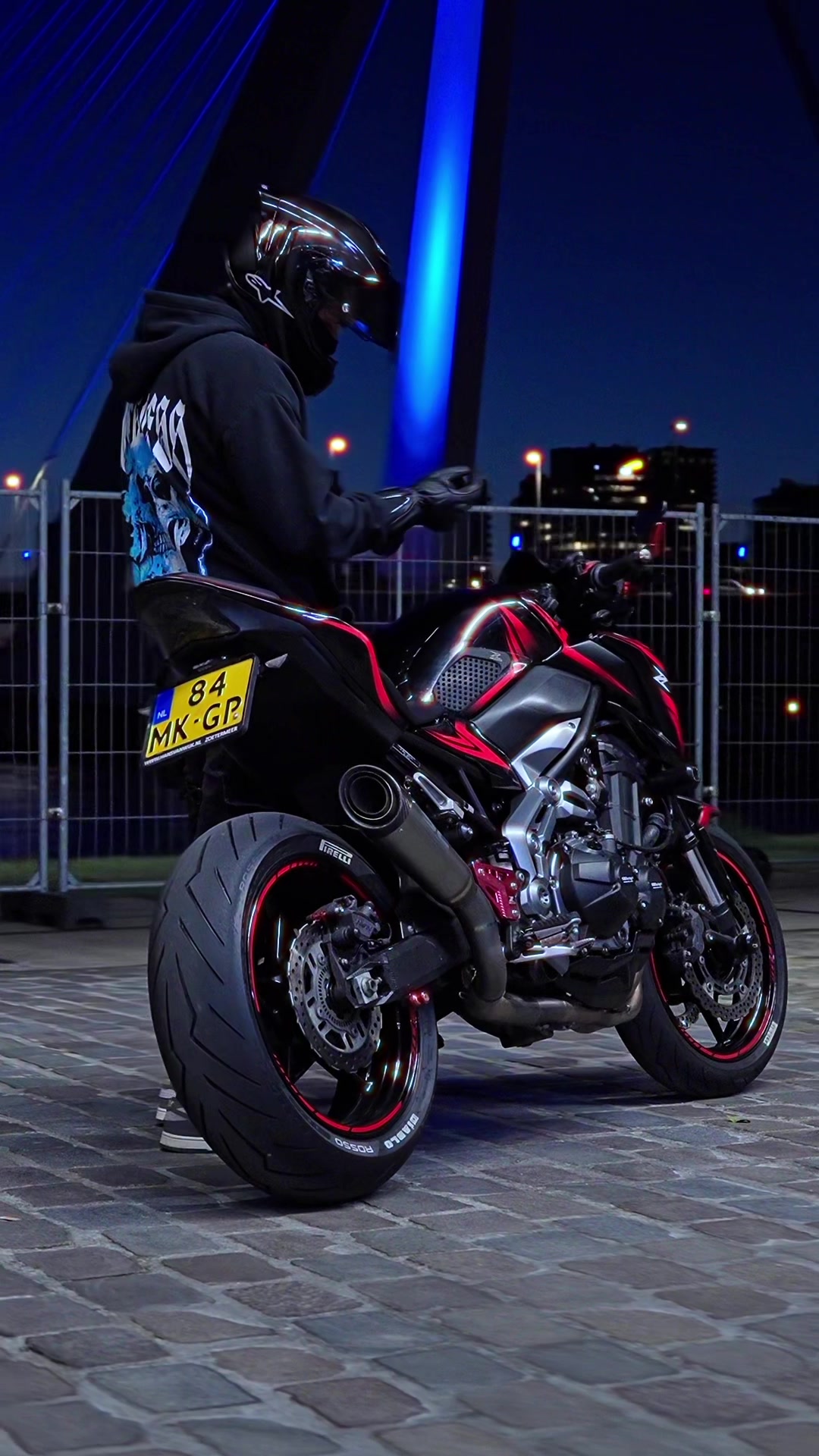 @ZRed.900