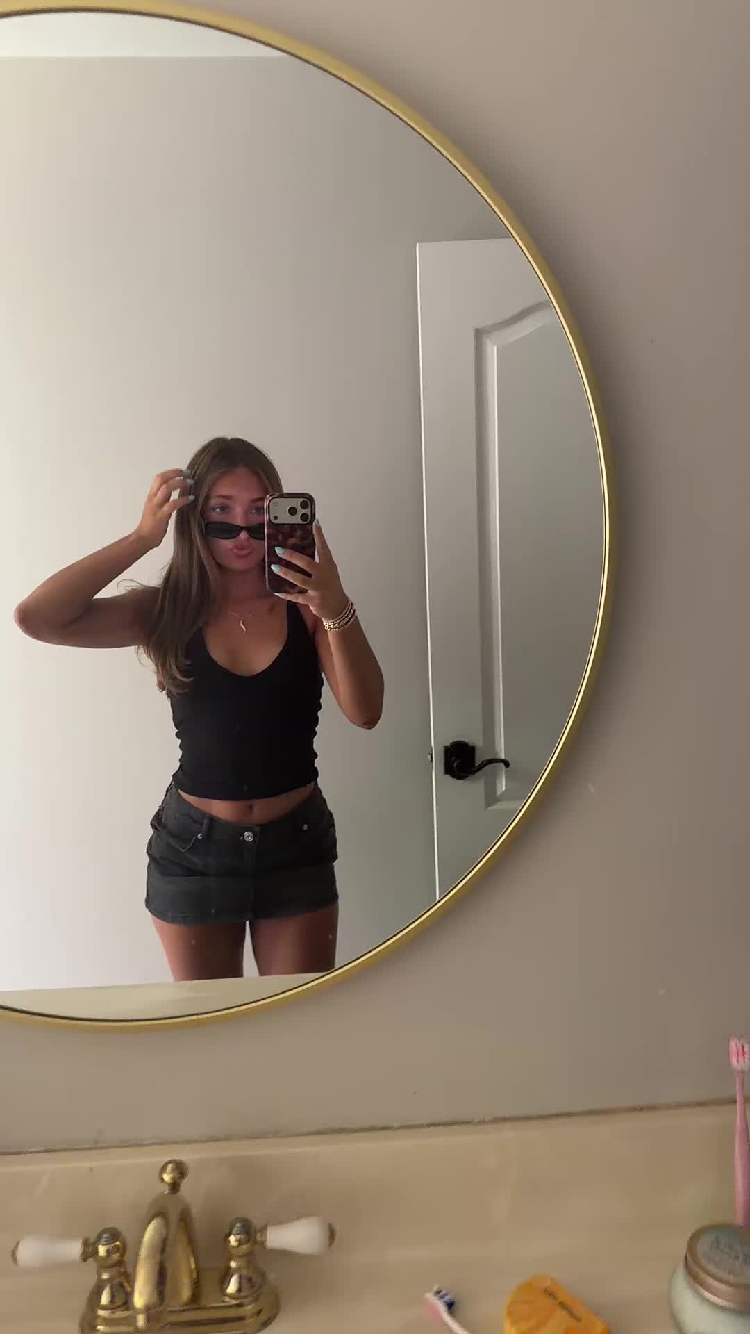 @gianna_ secret…