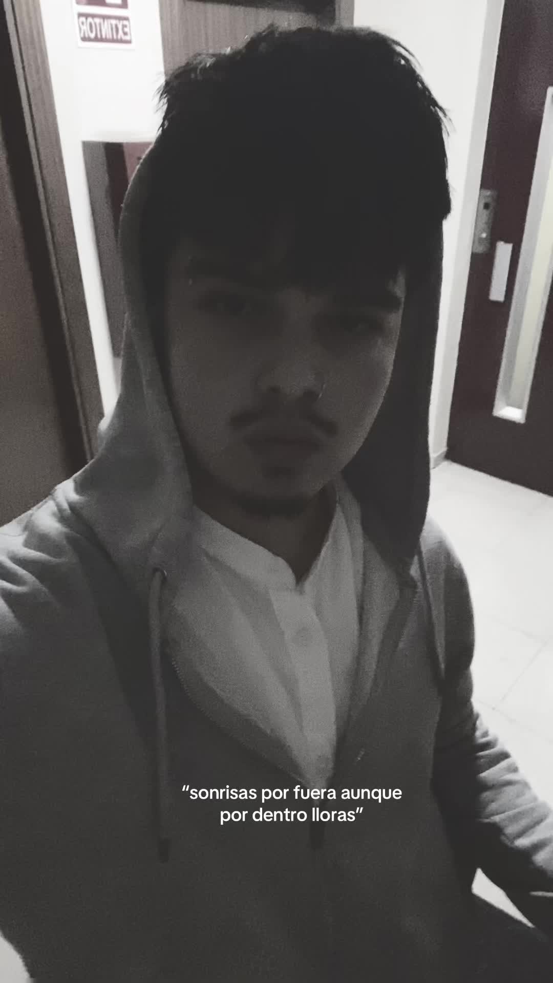 @🧐