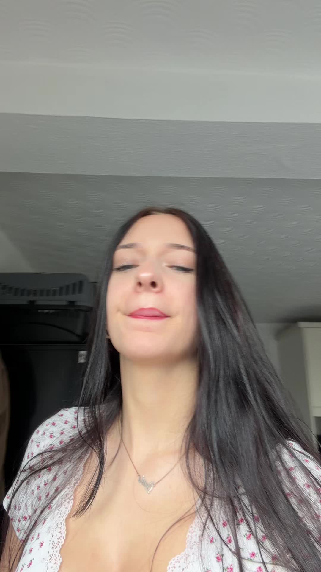 @kaitlyn ᵇᵉ