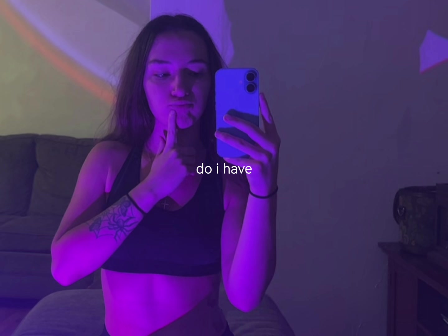 @Layna