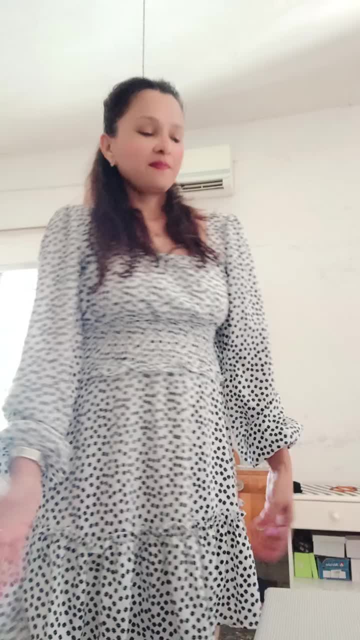 @🎶मिनु न्यौपाने 🎶🎼🎤🎶cy🇨🇾