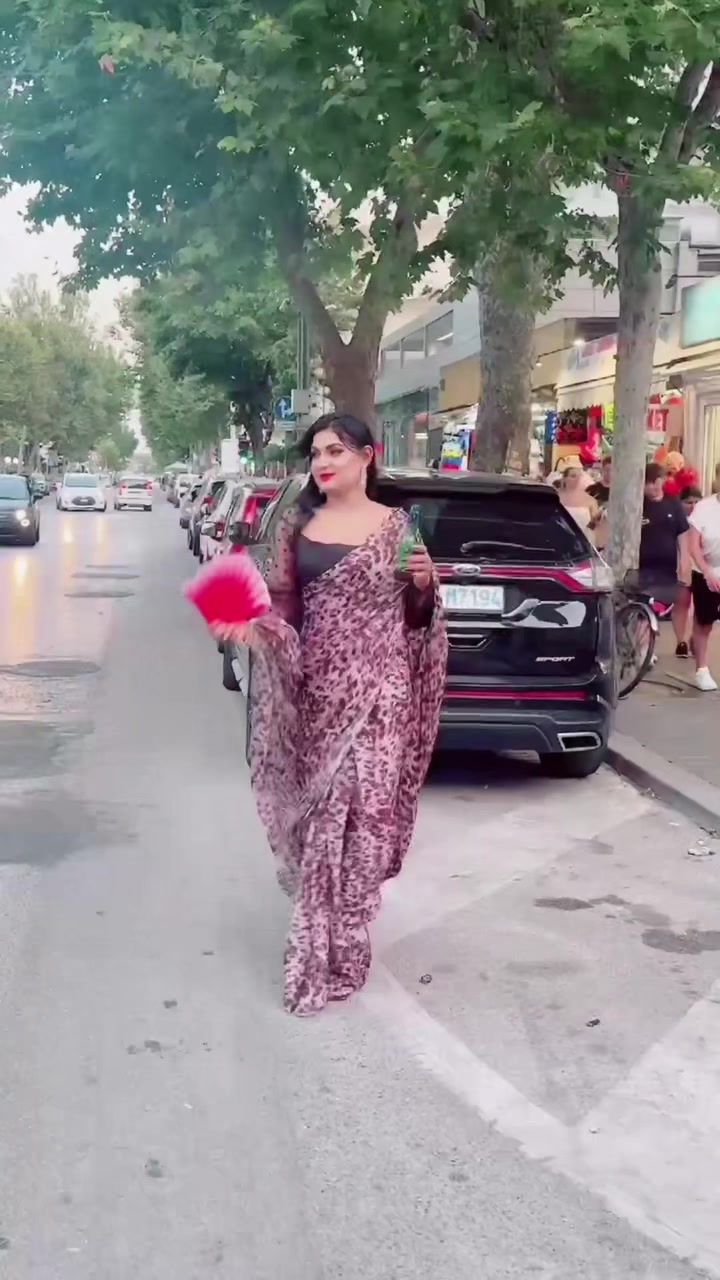 @Zara Malik🦋