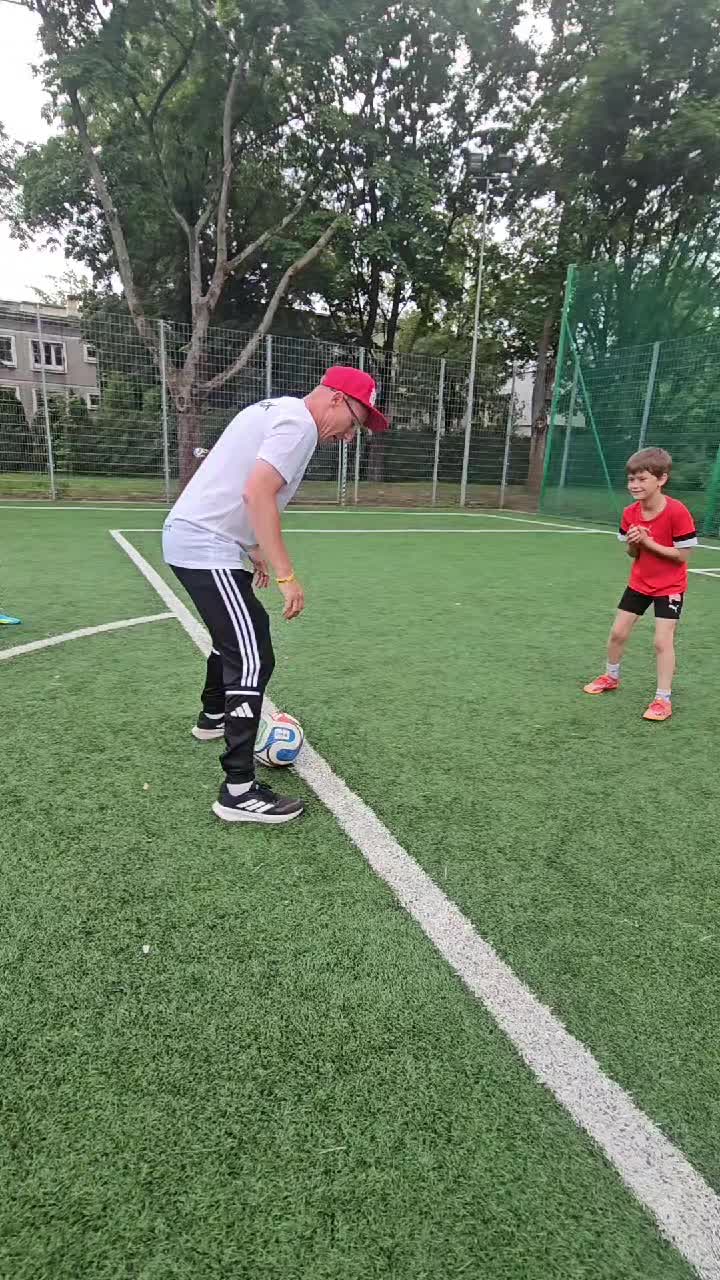 @Trener Dryblingu Piłkarskiego