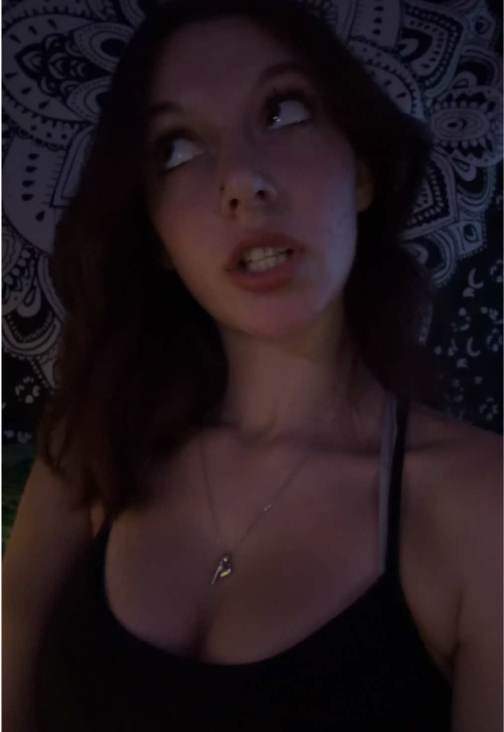 @V ⋆˚꩜。