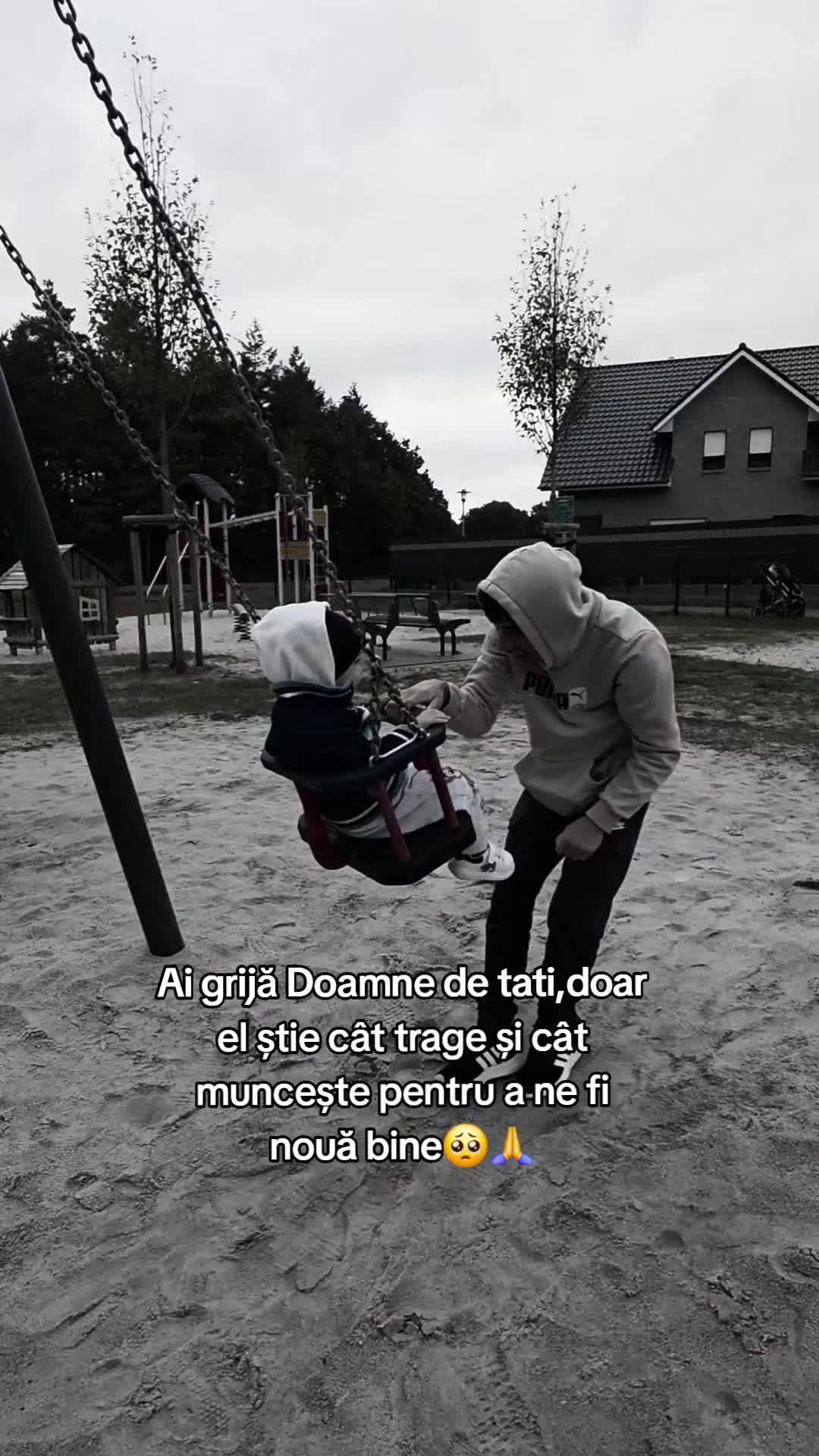 @Elena_Elenutza🖤🇷🇴