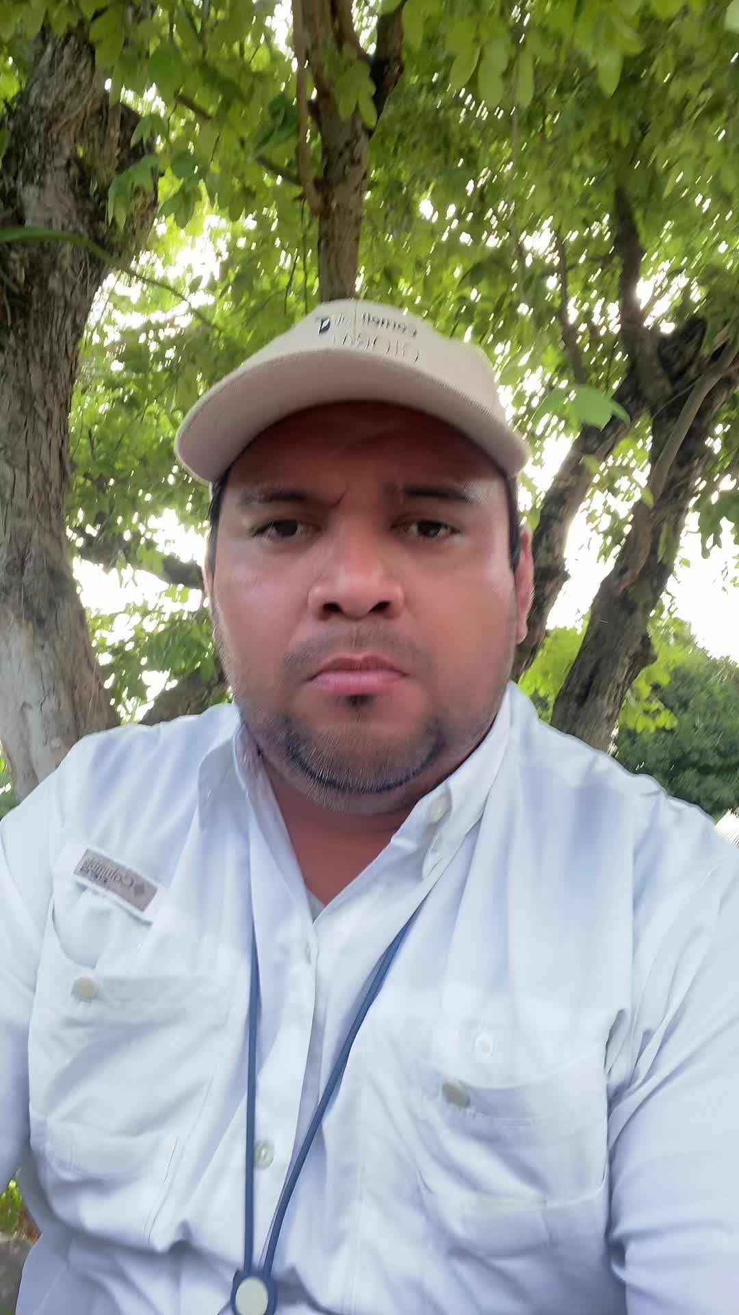@Tony Tour&rsquo;s Pet&eacute;n_Guia_Local