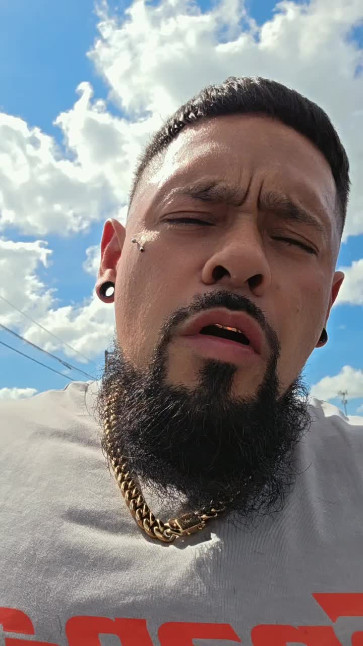@LOUIEVSXXII