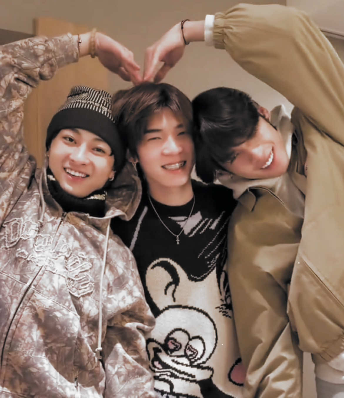 @﹙ ☆ ﹚em