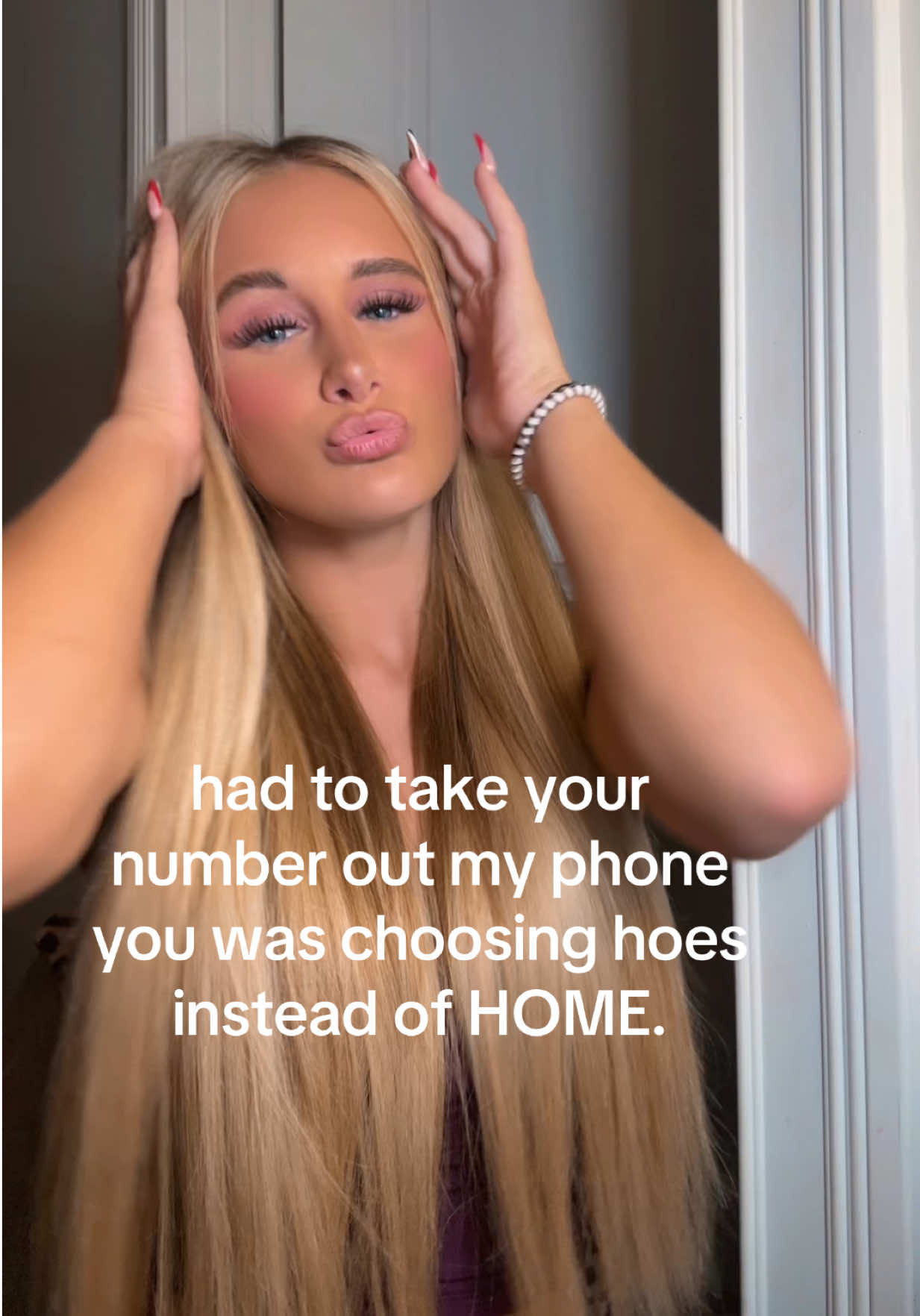@whoismiaalbert