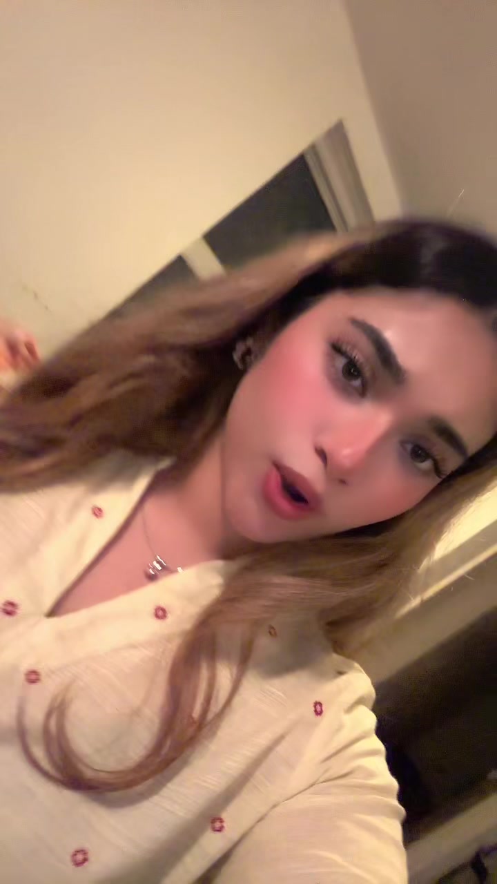 @Areeba 🌸
