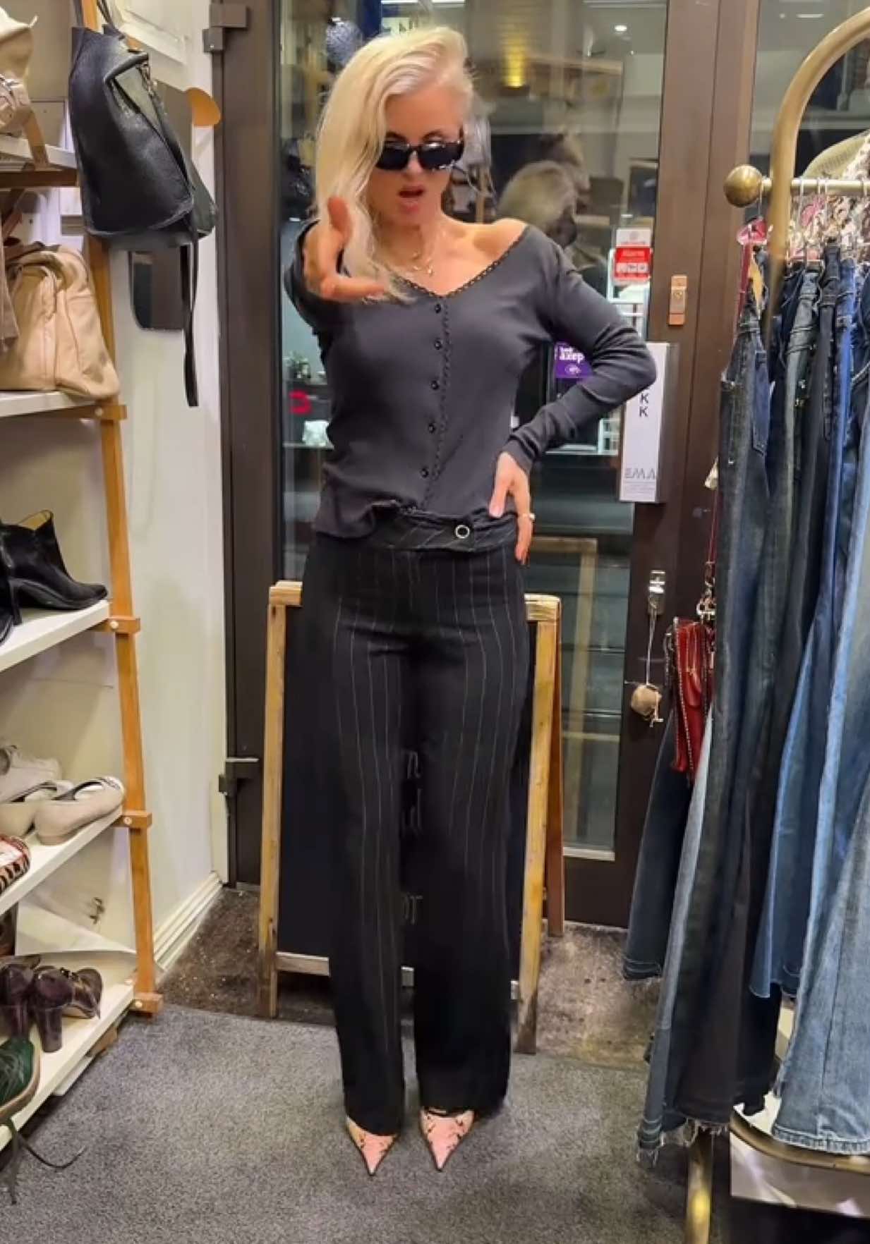 @LÉ TREND