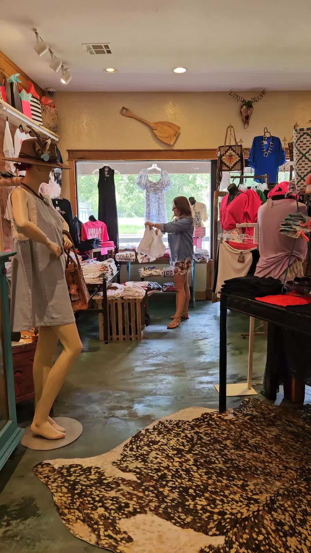 @wildhorseboutique