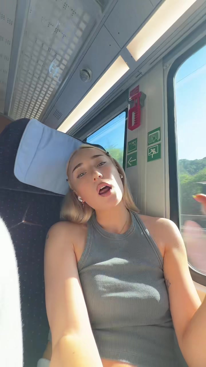 @leahfhl