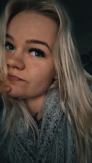 @Mellu📚🖤