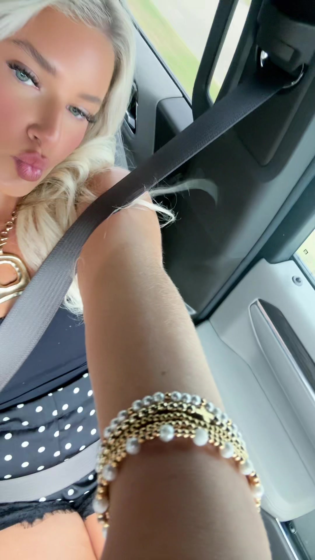 @Lacinator🍸💖🐆🪩