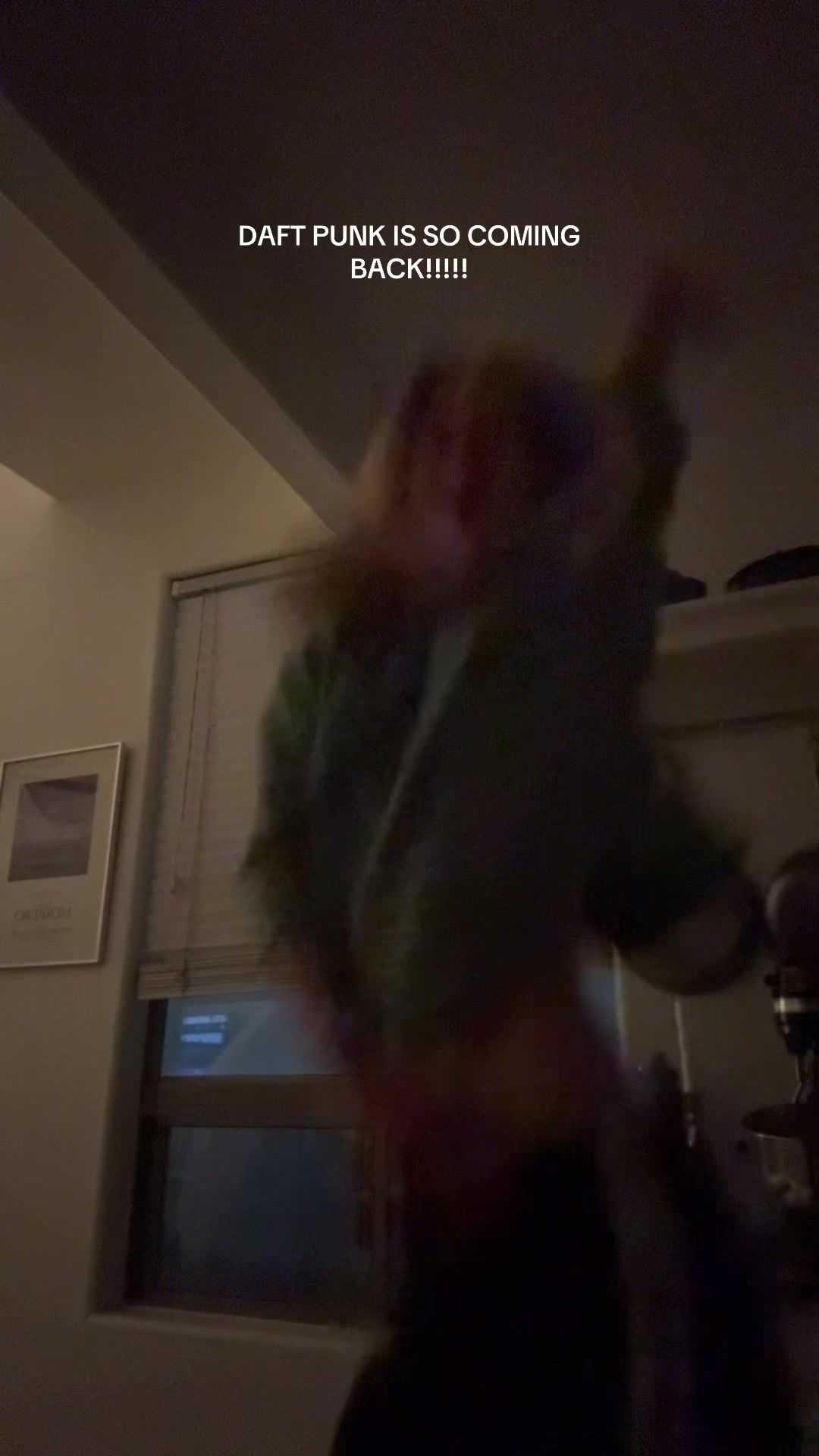 @clairegenuinely