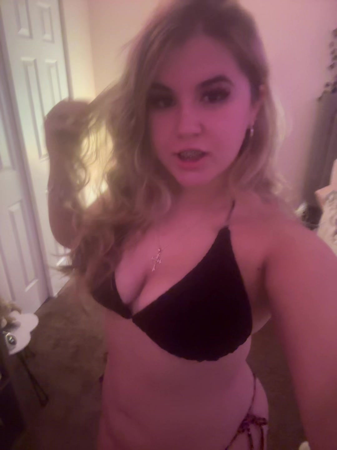 @luviebug14