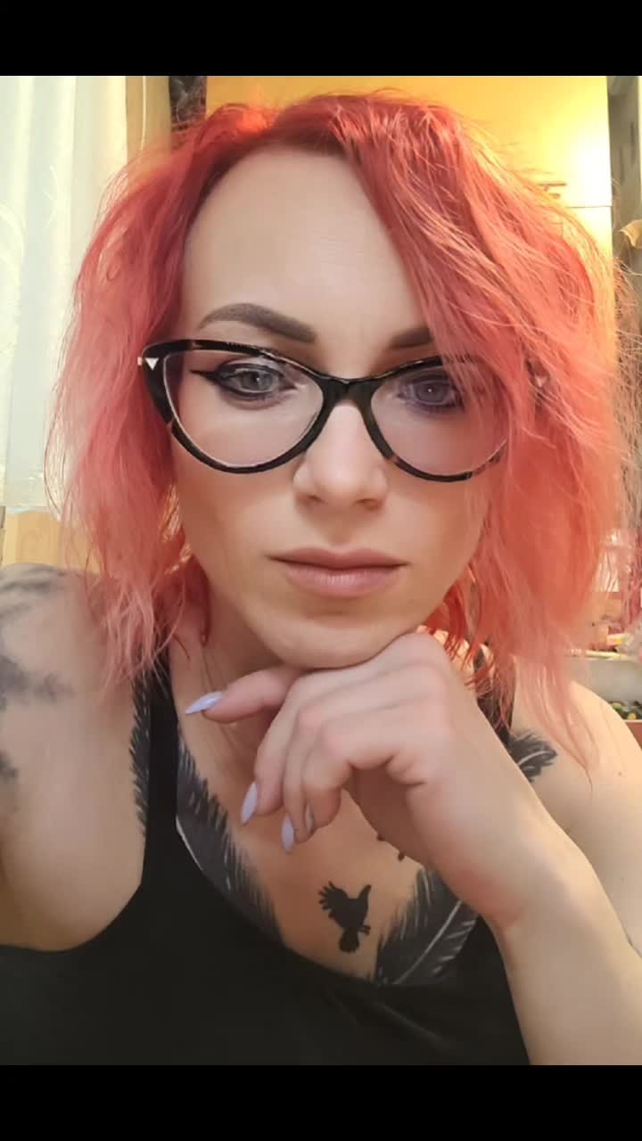 @Asia_Red