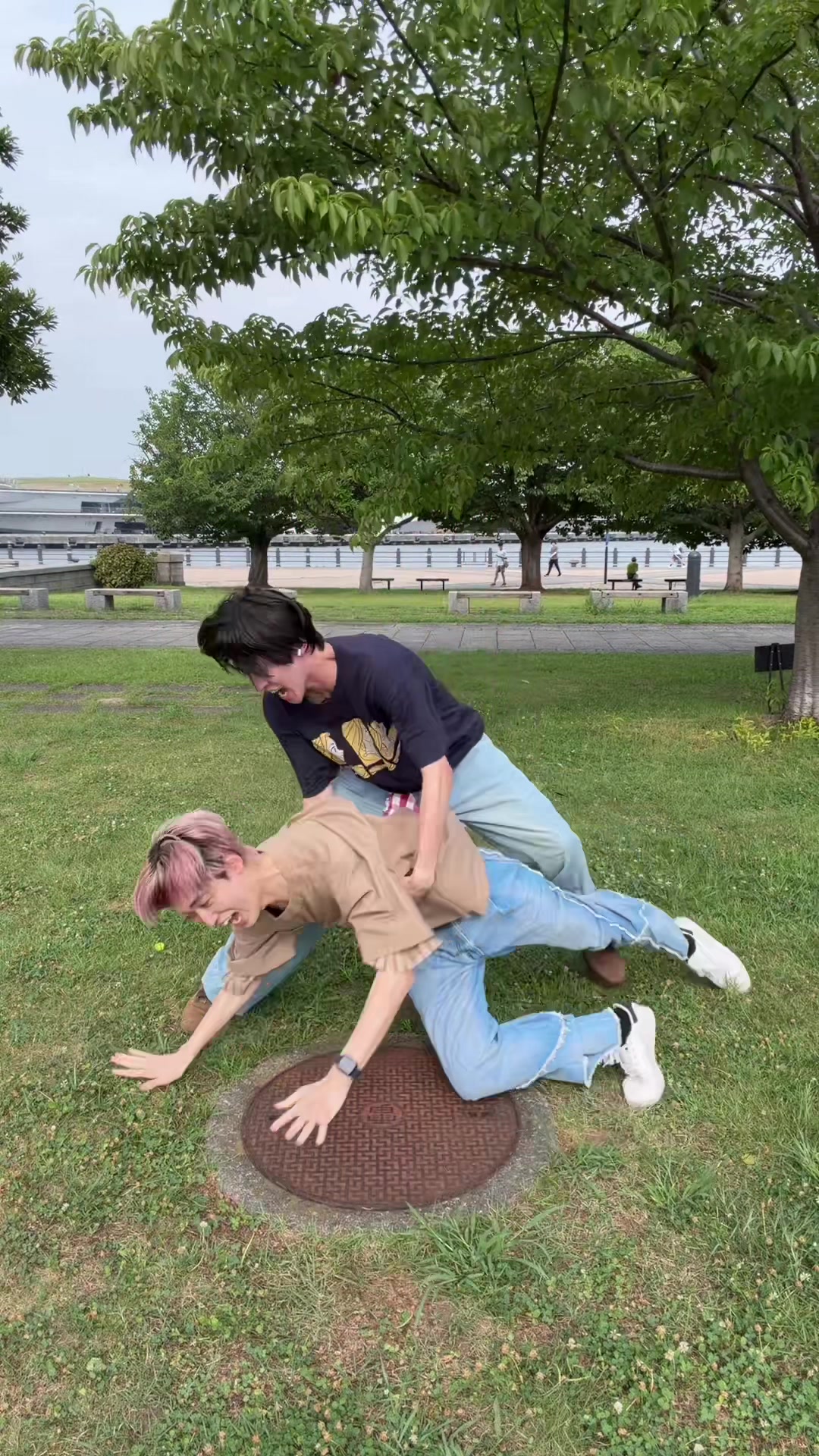 @LokuRok/ロクロク