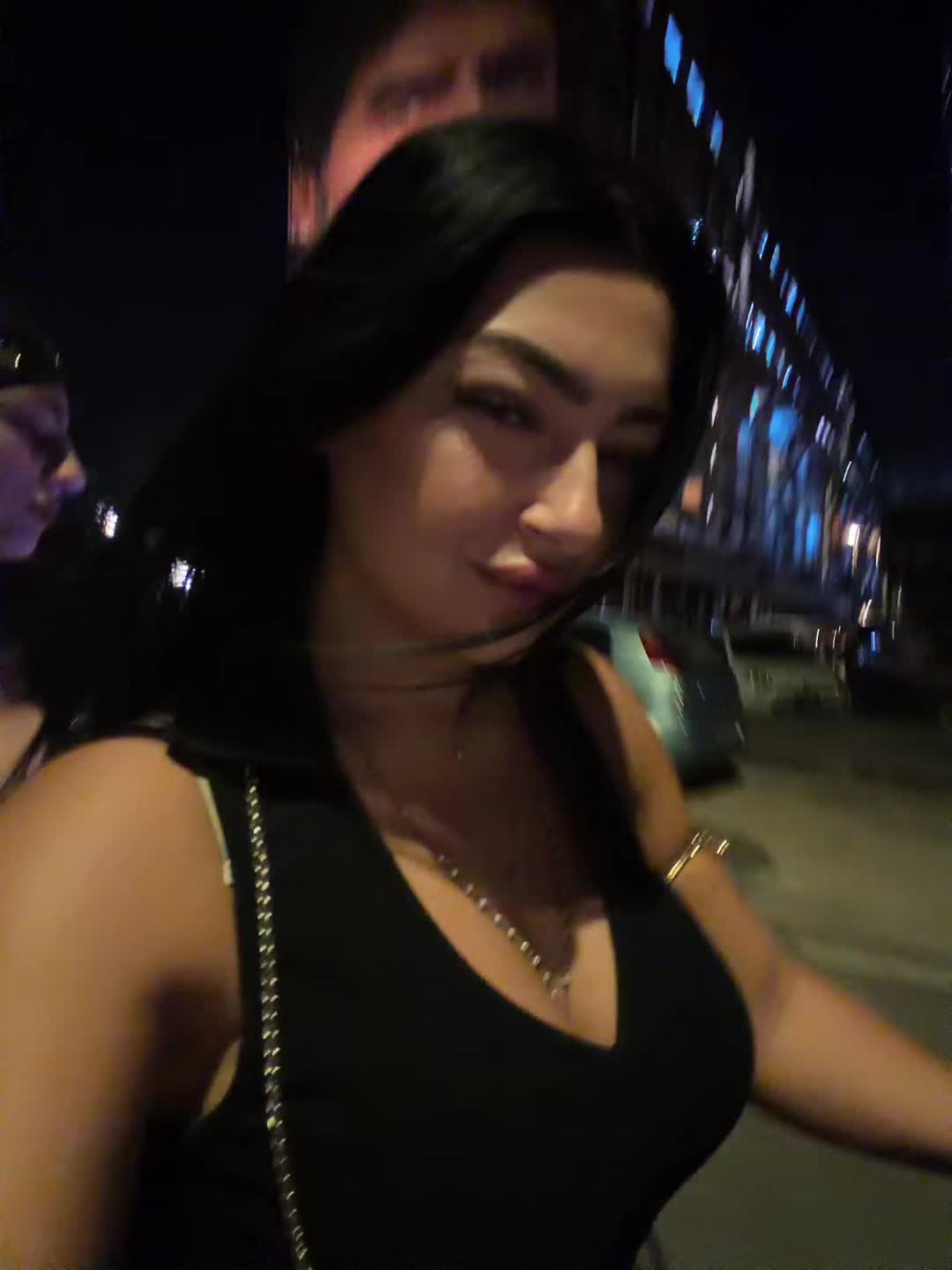 @Nina