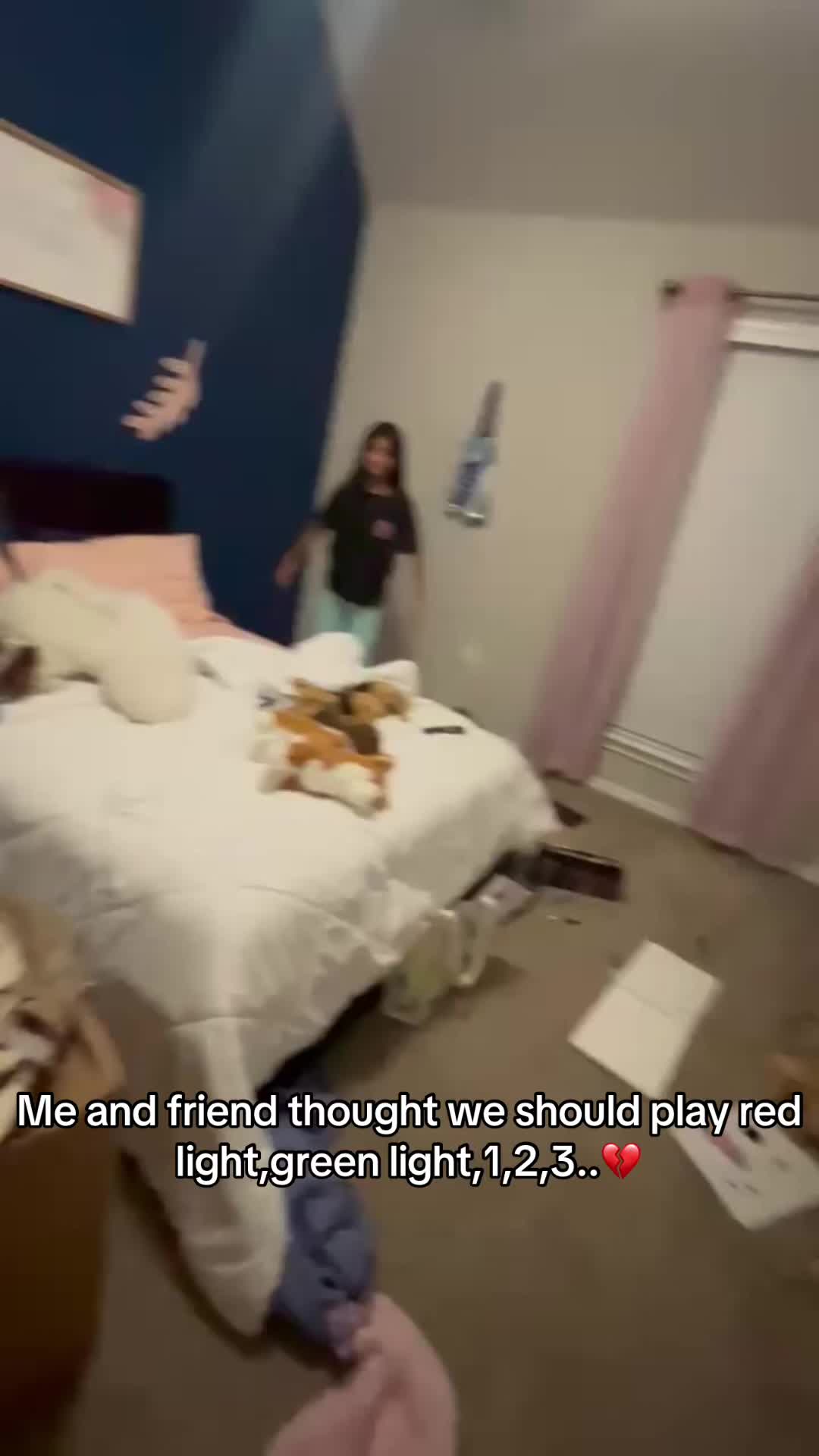 @🐒ophia