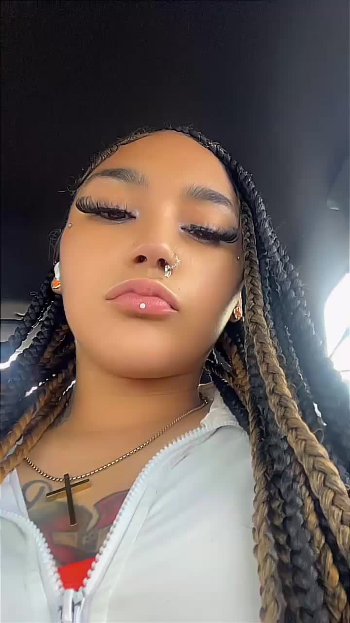 @Pookiee101