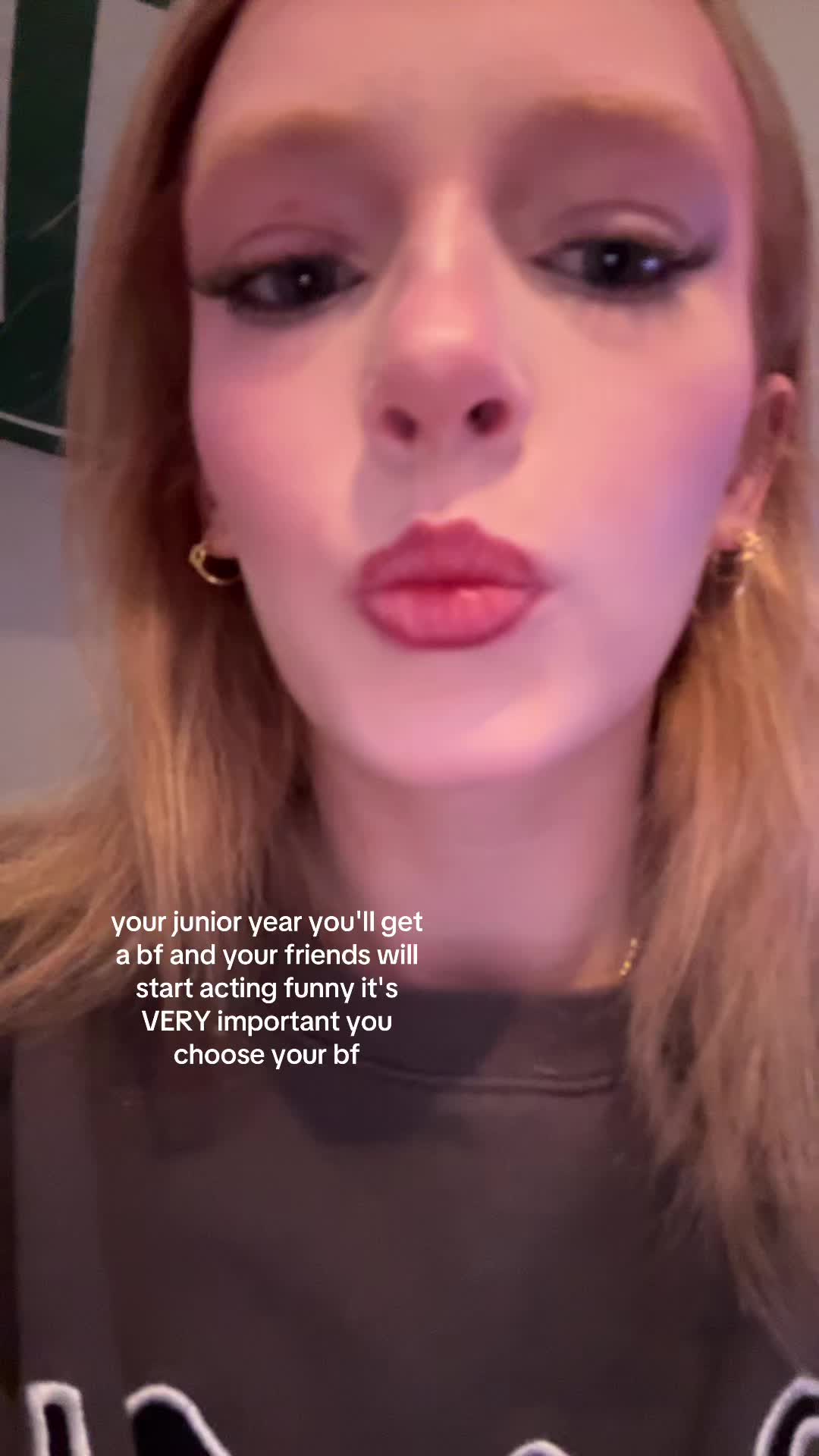 @️
