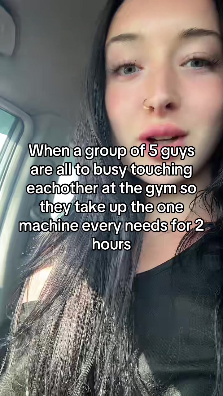 @Livi👩🔬🏋️♀️🤼♀️🩷