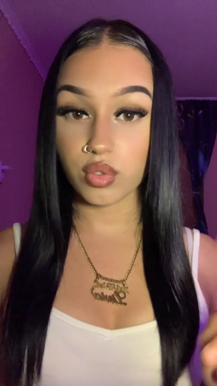 @꧁💋༒•Lïvîã•༒💋꧂
