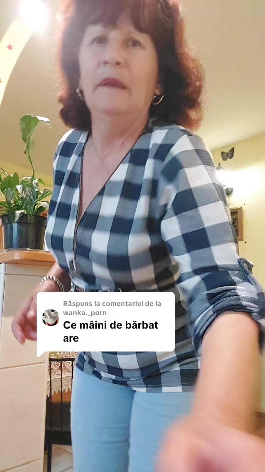 @Nina Cozma