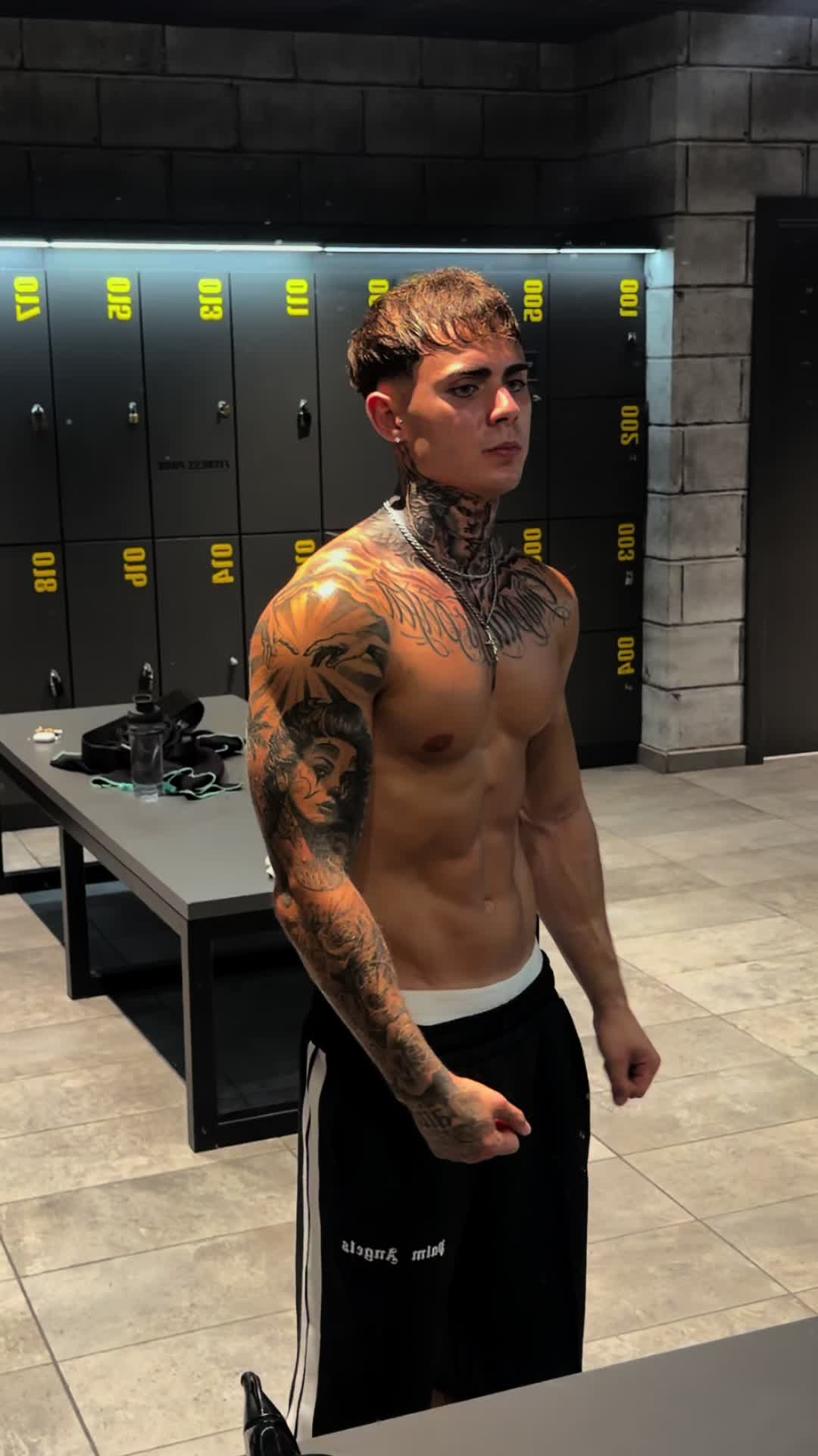@daaniisndvv