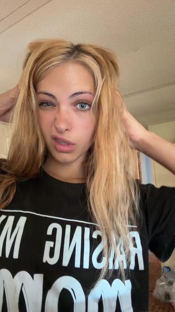 @lolajean