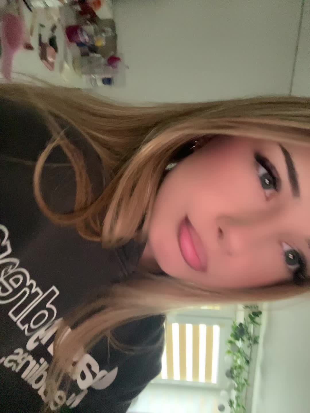 @L e n x a a