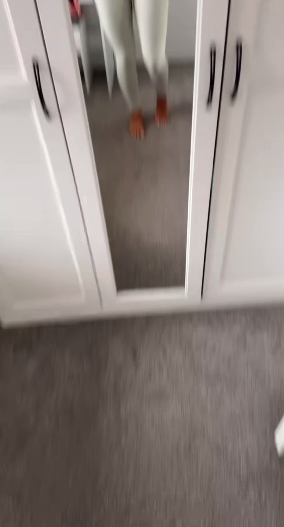 @⃟