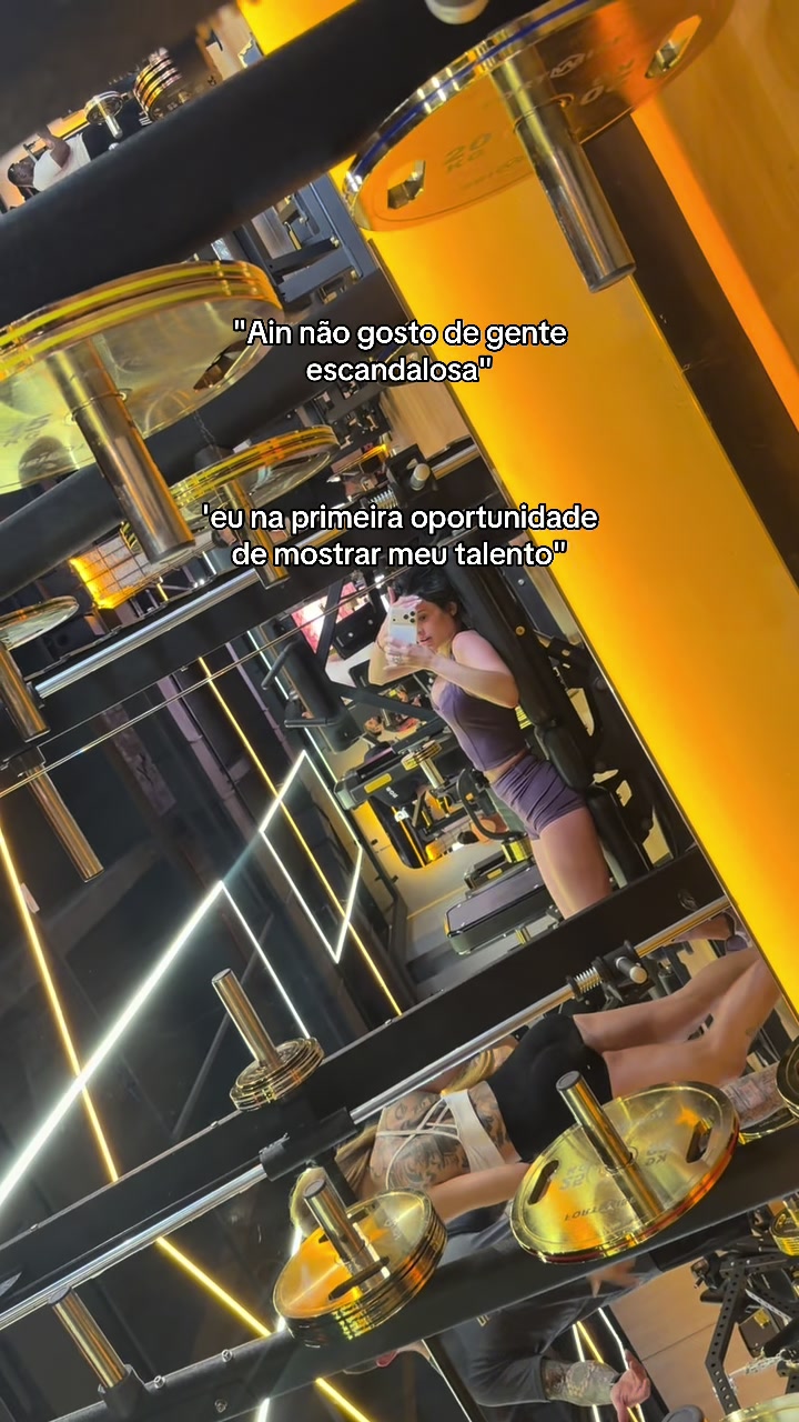 @Vitória Silvestre