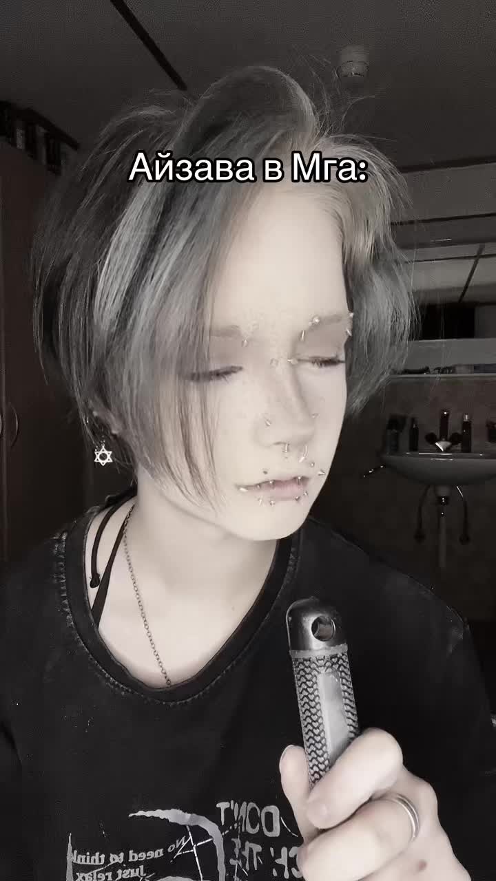 @𝕊𝕙𝕖𝕝𝕝𝕪 𝕚𝕟 𝕓𝕝𝕒𝕔𝕜