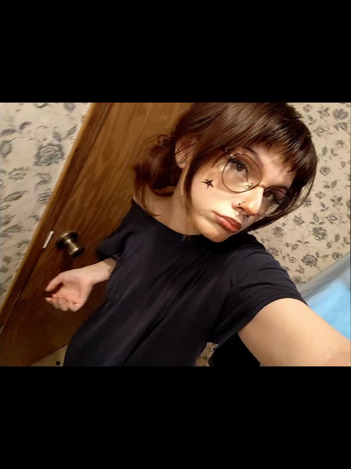 @MissesVirus