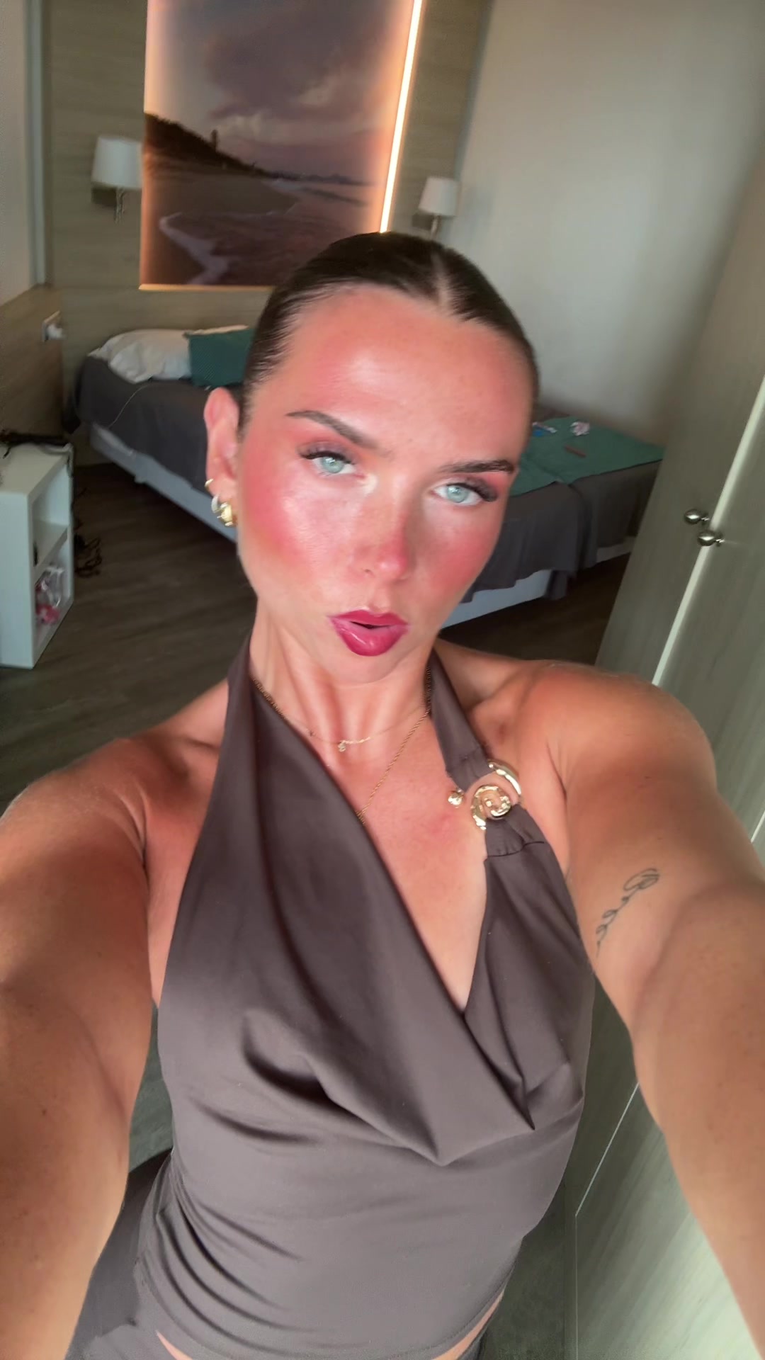 @brookesmithson