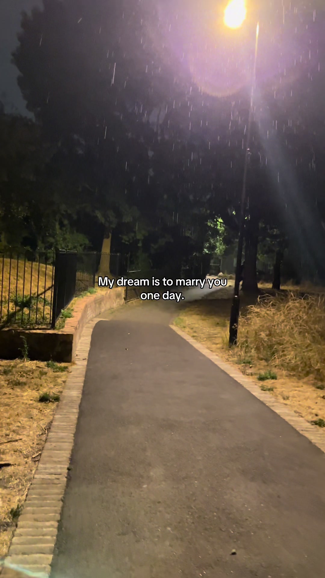 @✰