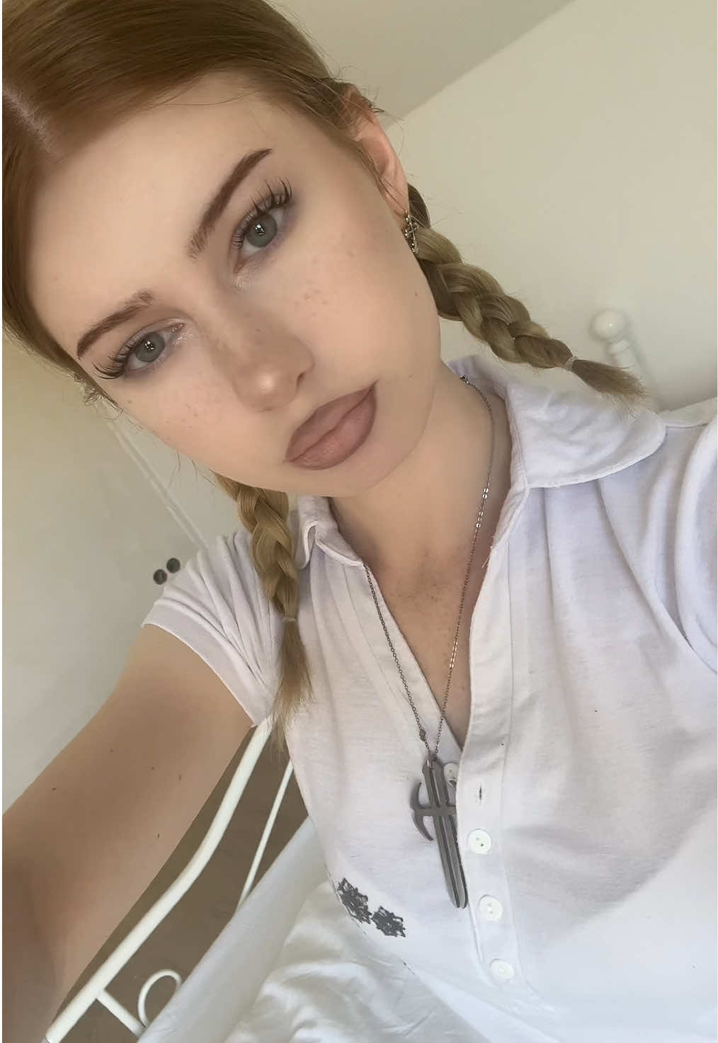 @j