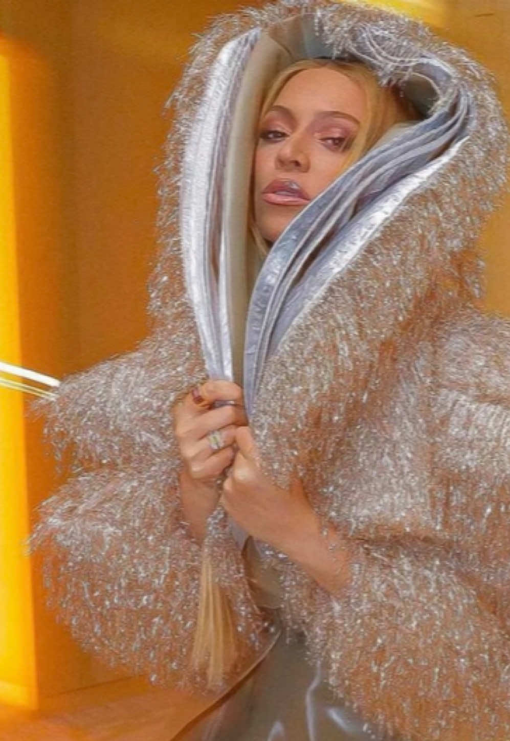 @Sophie 🐝